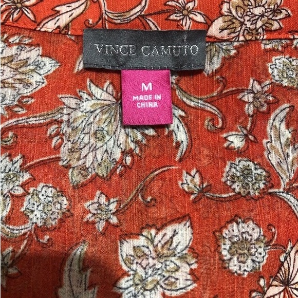 Vince Camuto Ruffle Sleeve Blouse Size Medium - Picture 5 of 5